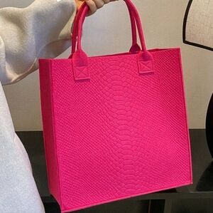 NEON PINK SNAKE PRINT FELT TOTEBAG